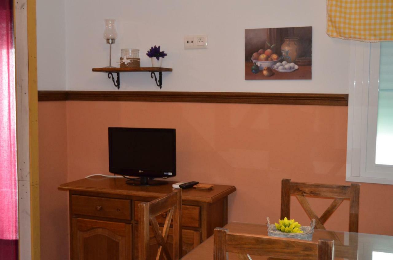 El Patio I Apartment โกนิล เด ลาฟรอนเตรา ภายนอก รูปภาพ